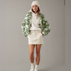 American Eagle AE Zip-Up Bear Hug Sherpa Sweatshirt Women’s Medium